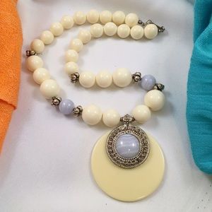 VINTAGE Dauplaise Ivory Bead Statement Necklace